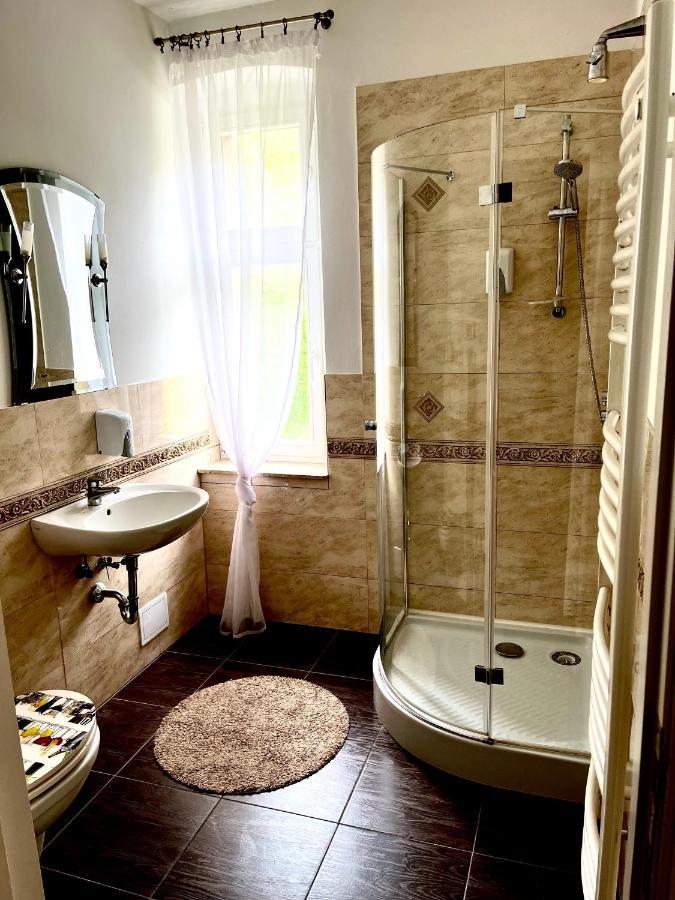 Wałcz Agroturystyka Hotel Noclegi Palac Camping מראה חיצוני תמונה